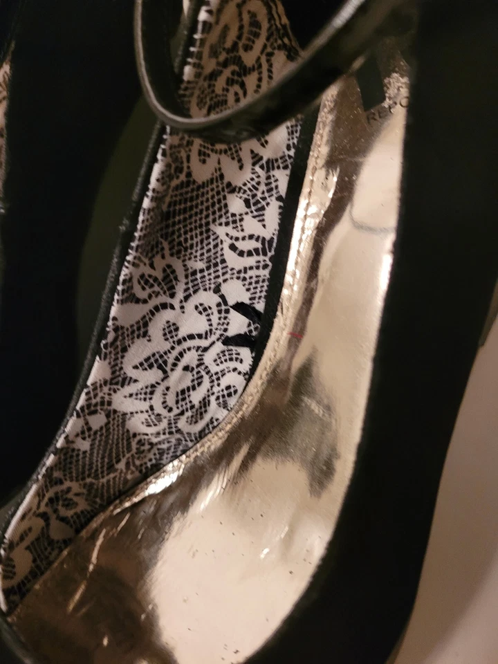 Cuñas negras Report, parte superior de gamuza sintética, talla 7,5 Foto 4 de 4