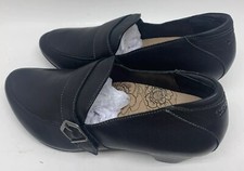 Taos Troubador Shoes Womens US 10 EU 41 Black Leather Heels Pumps Buckle