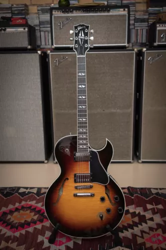 Gibson ES-137 Custom 2003 Tri-Burst
