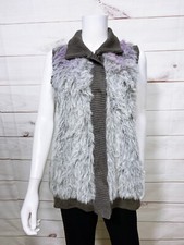 Elle Womens Sweater Vest Size M Gray Faux Fur Snap Button Up Sleeveless