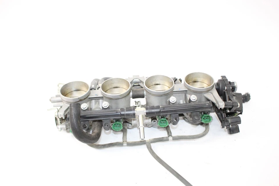 Carrocerías de acelerador 16 Suzuki GSXS1000 GSXS1000F Foto 4 de 4