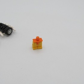 LEGO Legends of Chima Leonidas 70102 Front Wheels Back wheels Lot