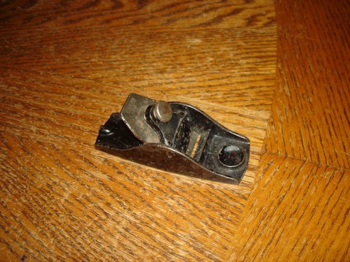 SMALL VINTAGE STANLEY SWEETHEART WOOD PLANE 3.5” LONG