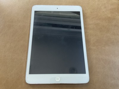 Apple iPad mini 2 32GB Wi-Fi + 	Cellular 7.9in Retina  (VERY GOOD CONDITION!)