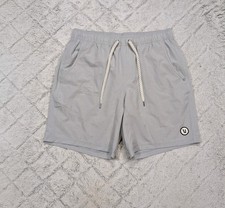 Vuori Shorts Mens M Gray Platinum Kore Lined 7.5  Athleisure Active Travel Train