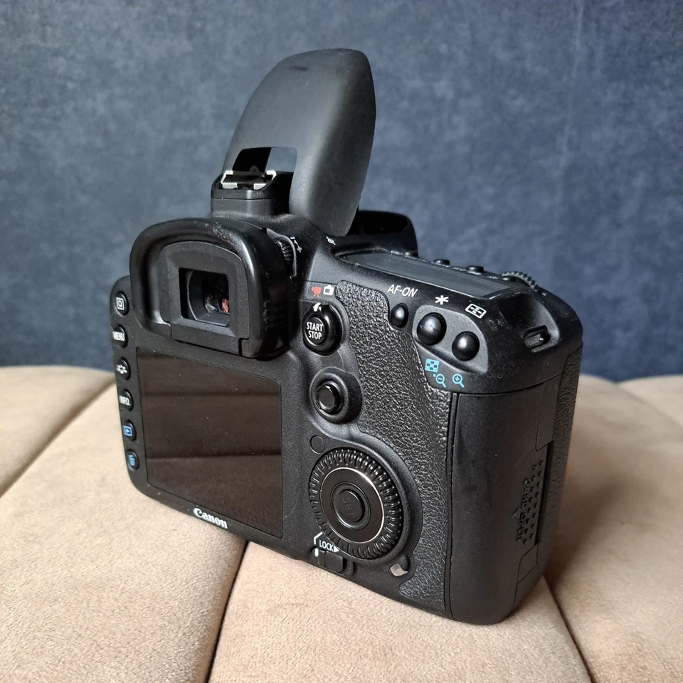 Canon EOS 7D, photo 4 of 5