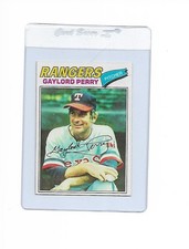1977 Topps Baseball #152 Gaylord Perry NRMT+