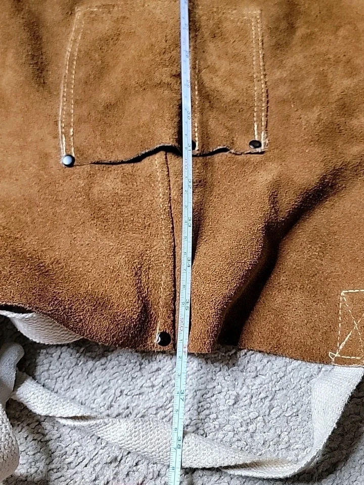 Delantal y mangas de soldadura de cuero semental negro Revco. Ver fotos para medición Foto 3 de 4