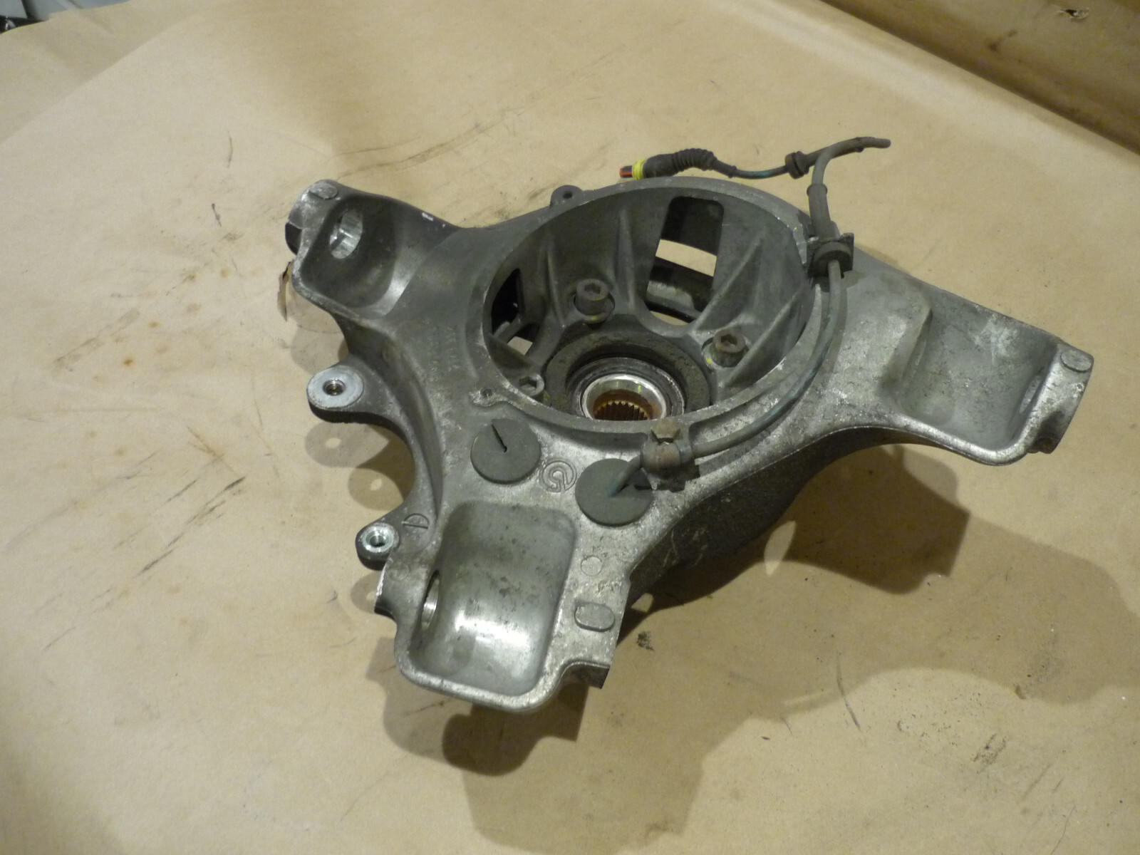 Ferrari 360 / 430 - RH  Rear Hub Holder / Stub Axle -  P/N 179330
