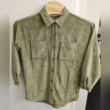 BKE Corduroy Oversized Shacket Green size Small