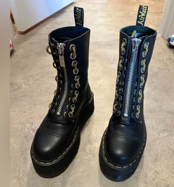 DR. MARTENS SINCLAIR HI MAX MILLED NAPPA LEATHER PLATFORM MSRP$290