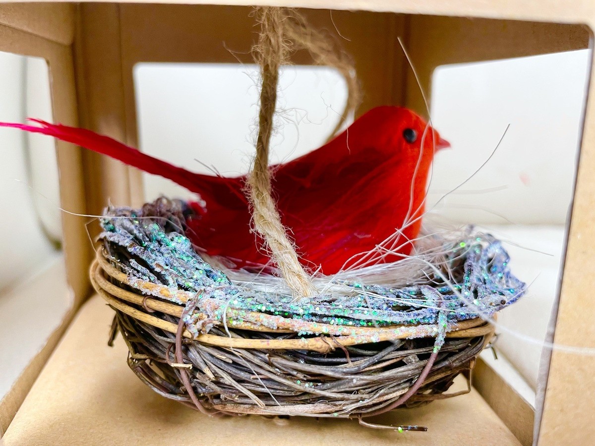 Vtg Chirping Bird In Nest Christmas Ornament Red Christmas Tree