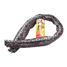 Hallowen Magic Snack Chips Can Flexible Spring Snake Trick Joke Gag Toy Kids E