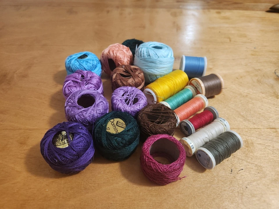 Various Craft Threads Of Different Colours And Sizes - Image 3 of 3
