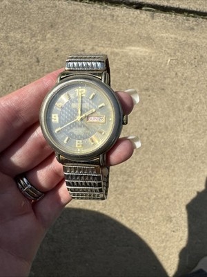 Benrus Men's Vintage Watch Silver Tone Nice Watches Classic Style