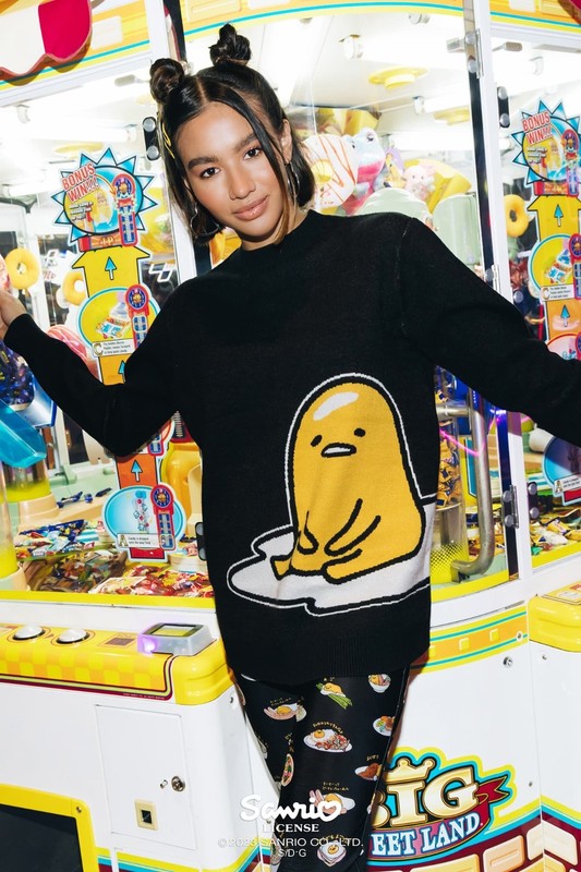 BLACKMILK LAZY GUDETAMA OVERSIZED KNIT SWEATER - SIZE M/L - BRAND NEW WITH TAGS!