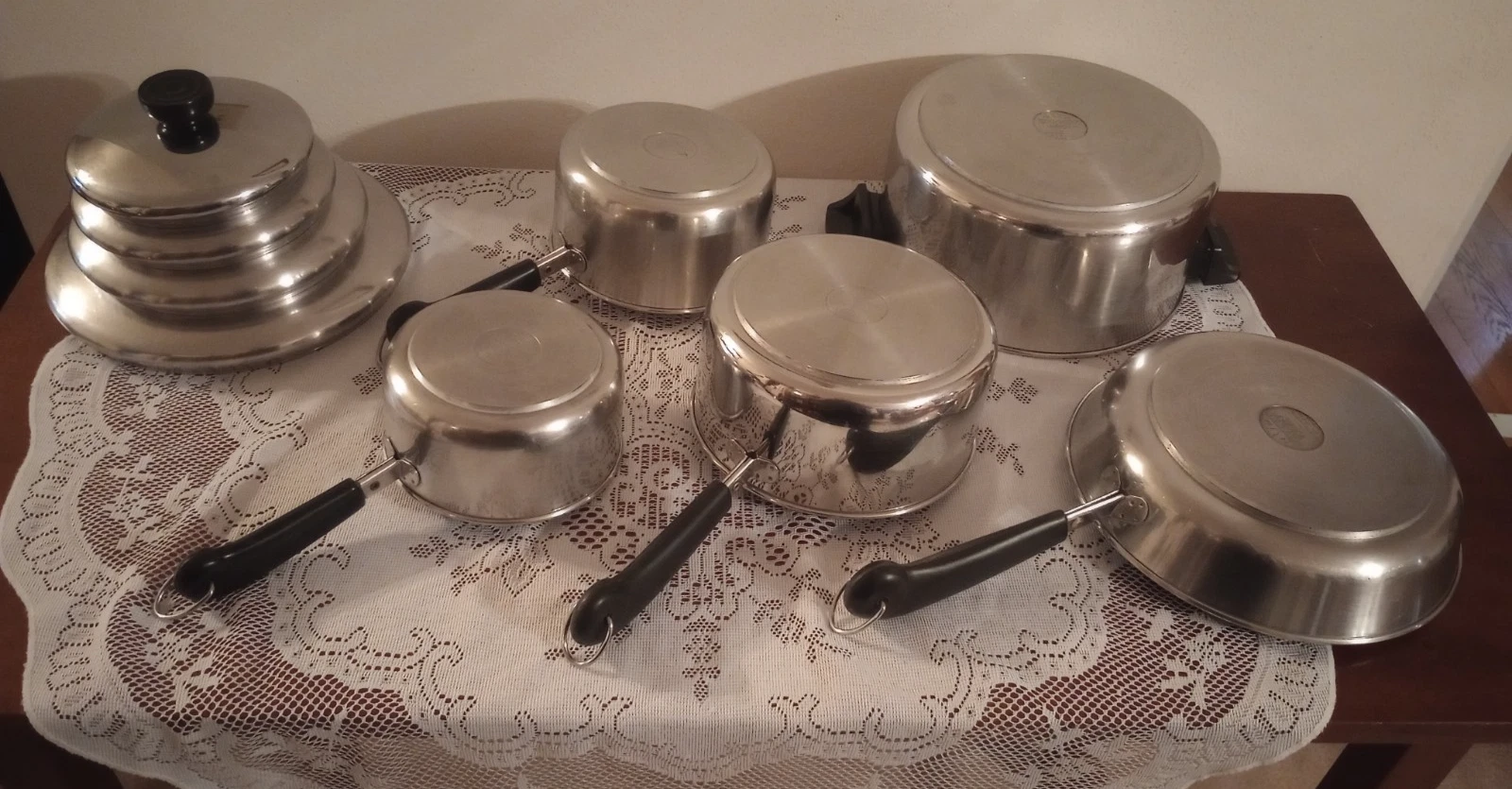 Revere Ware 1801 Stainless Steel Tri-Ply Pots 9 Pc Set 1qt,1.5qt,2qt, 4.5qt, 9in