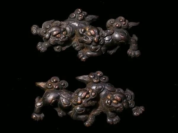 Antigua Katana Bushido Japonesa Dos Leones con Incrustaciones Menuki Samurai de Japón Foto 2 de 4