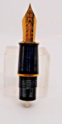 Sheaffer Balance II 18k Gold extra-fine point nib with section-new