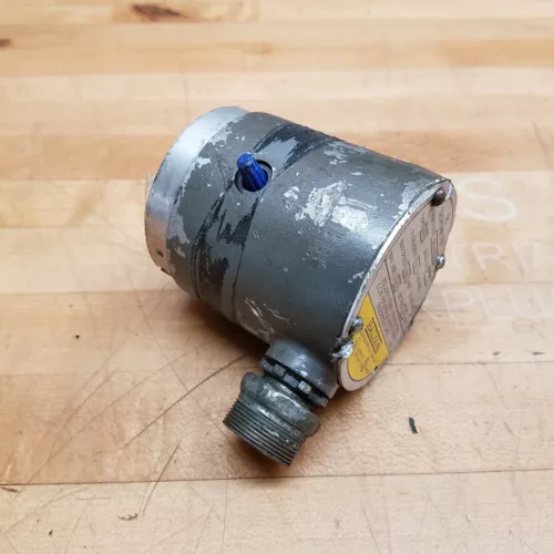 Baldor 601A100-2 DC Tachometer, Type XPY, 5000RPM Max - USED