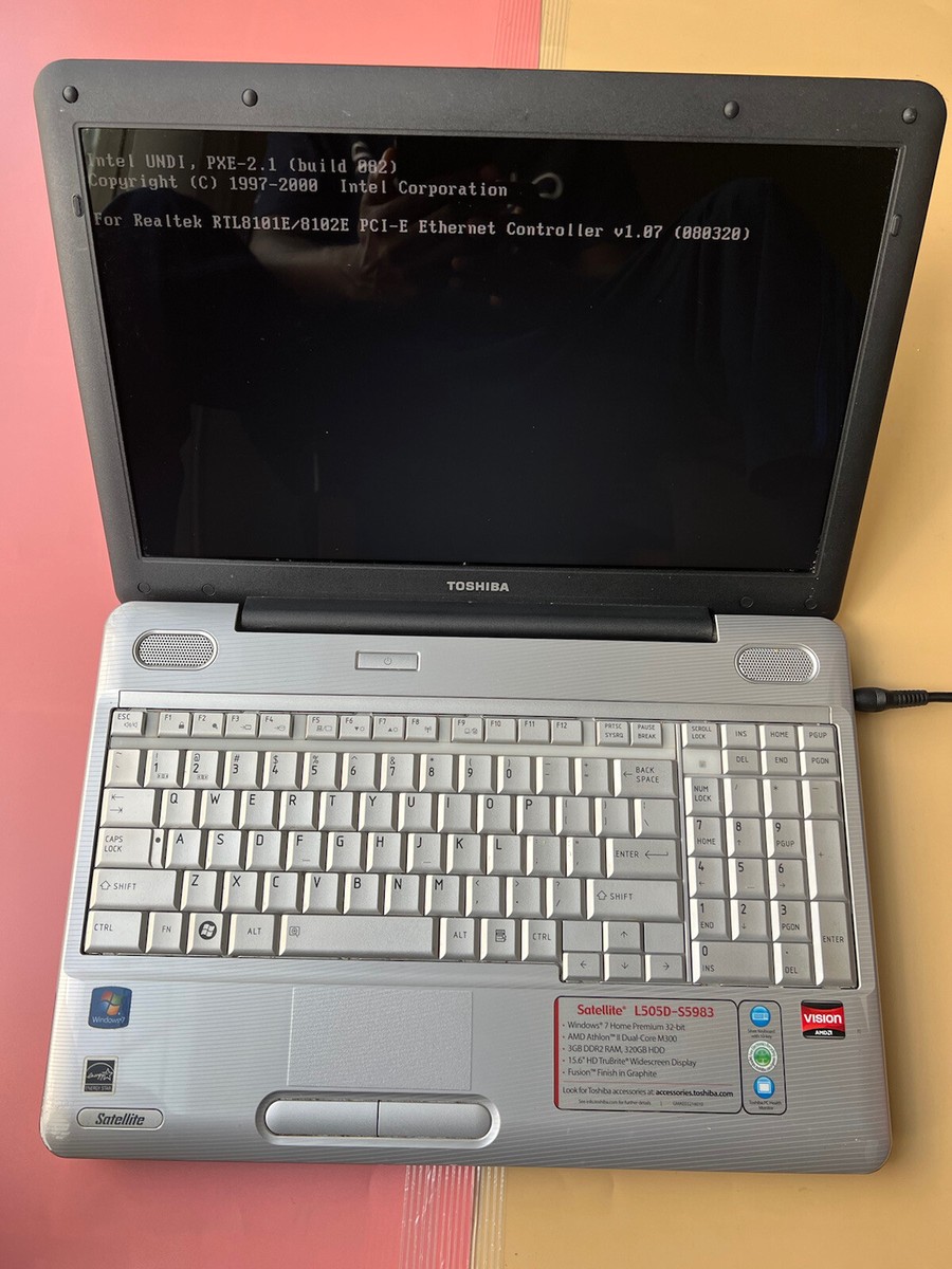 Ω TOSHIBA Satellite L50-D ストレージ無　16GB Toshiba Satellite L505D-S5983 AMD DUAL-CORE @ 2.0GHz 1GB RAM 0GB