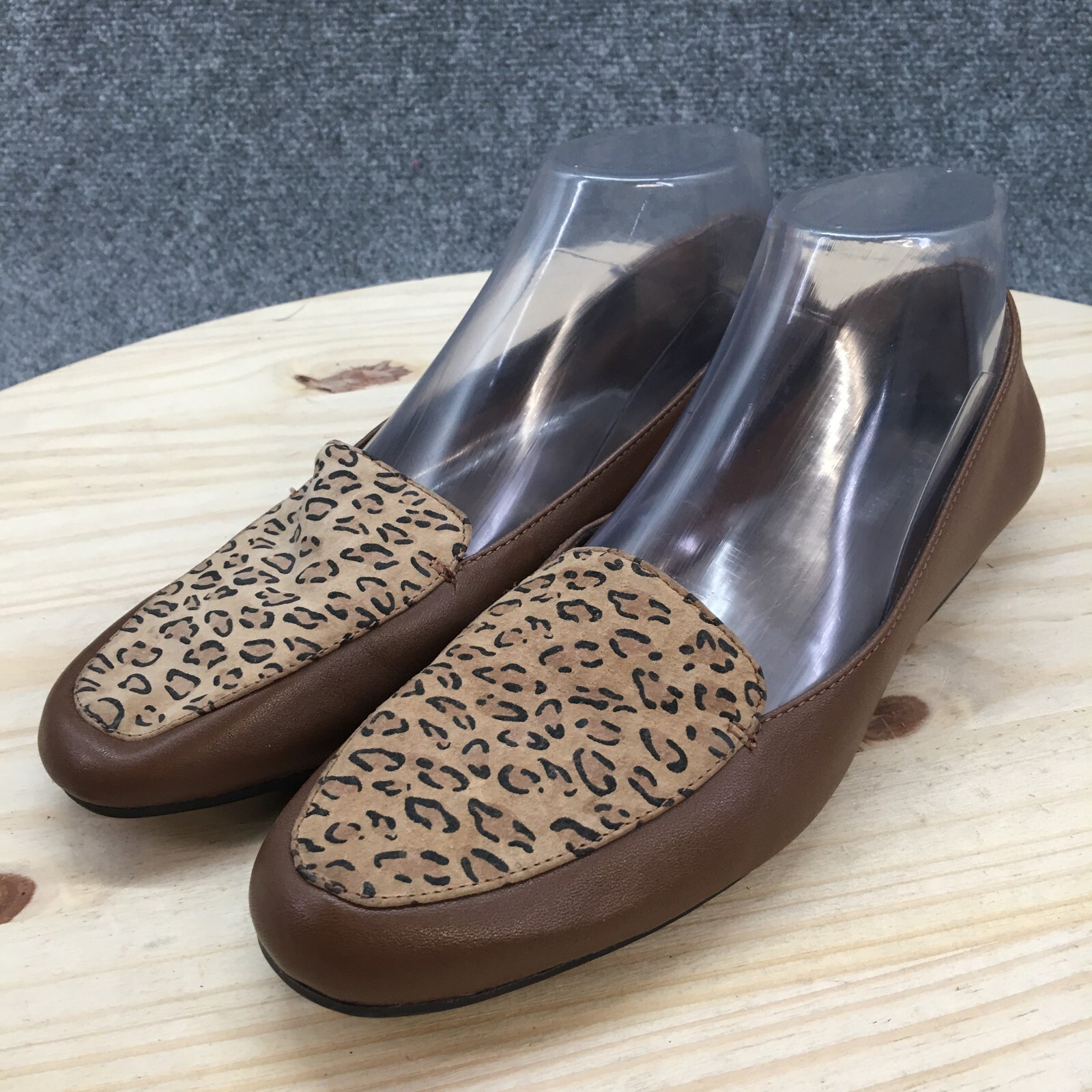 St Johns Bay Shoes Womens 8 M Leopard Loafers Slip On 0242615 Brown