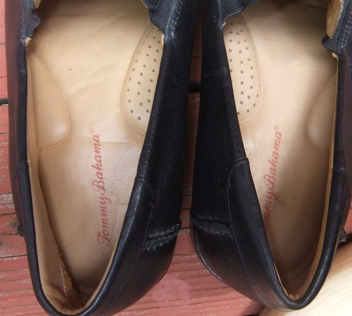 Tommy Bahama Men\'s Faxon Leather Slip-On Loafers Black Size 9.5 EUC Tommy Bahama Loafer Black Casual Shoes for Men for sale | eBay main image 3