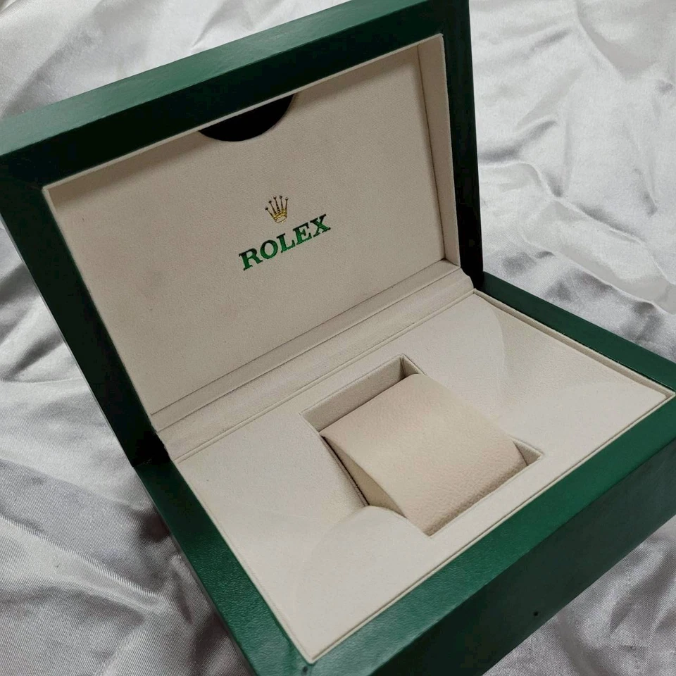 Rolex Watch Box 31.00.04 Leather Card Wallet Booklet TAG New Case Used - Image 3 of 4
