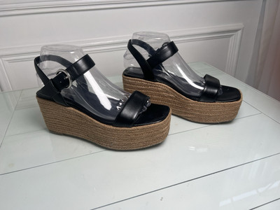 Amazon.com | Nine West Openit 9 Black 10 M | Platforms & Wedges Nine West platform sandals main image 1