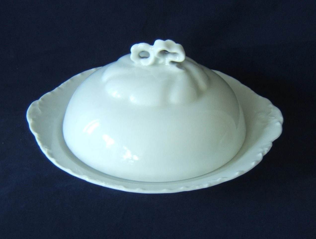 Versailles by Rosenthal White 3 Pc Butter Dish (Racine, Ranson) Bow Finial
