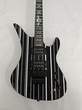 Schecter Synyster Gates chitarra elettrica linea bianca e nera FR bridge HH pickup
