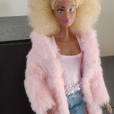 Barbie Fashionistas Fashion Doll Blonde Curly Hair Pink Faux Fur Coat Jeans