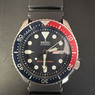 Seiko SKX009 Automatic Diver Pepsi Faded Bezel 7S26-0020 Day Date Men's Watch