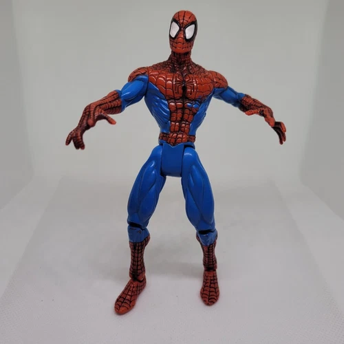 Marvel 1997 Spiderman Action Figure 5 1/2"