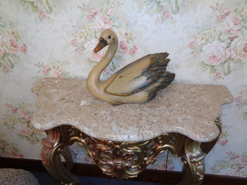 Large Resin Swan