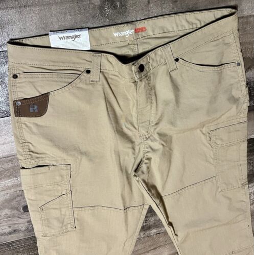 Wrangler Tan Cargo Work Pants Women’s 18x30 Ranger Outdoor Riggs Workwear - Picture 2 of 11