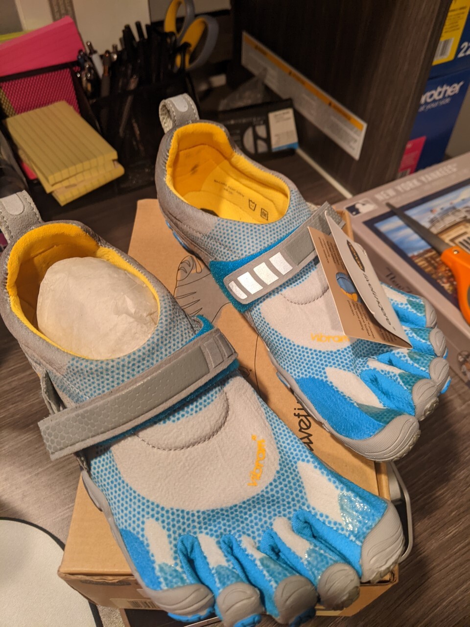 Vibram Lady Fivefingers Bikila Sports Shoes