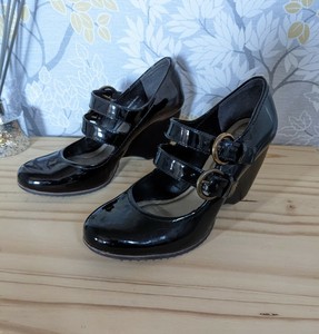 mary jane shoes size 6