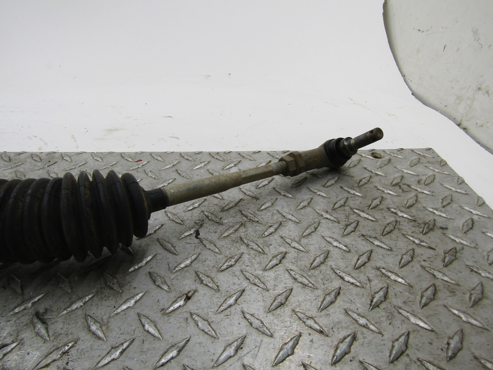 2005 YAMAHA RHINO 660 STEERING RACK AND PINION NEEDS NEW TIE ROD ENDS