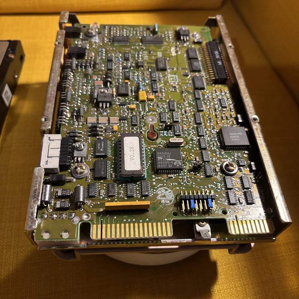 2x Computer Festplatte ST-4144R ,6,4 GB 5.25" Quantum Bigfoot TS Retro Vintage - Bild 4 von 4