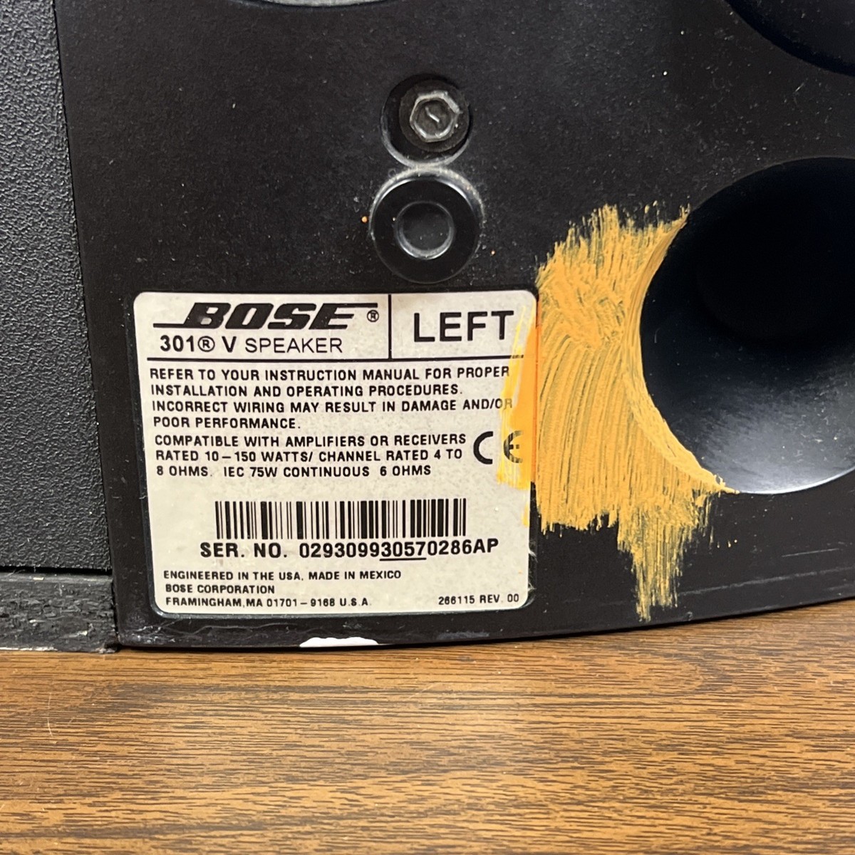 Bose 301 Series V Single LEFT Speaker Works - SOME WEAR/DAMAGE