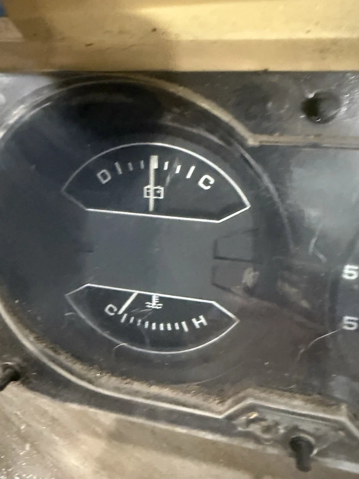 81-89 道奇 D100/D150/D250 RamCharger 速度计量器 — 第 4/4 张图片