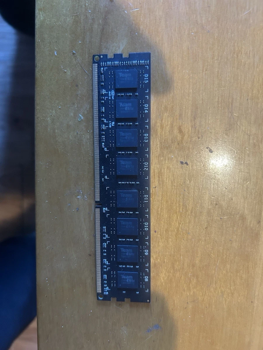 Barrette Mémoire Team Group 4 Go DDR3 / 1600 Mhz