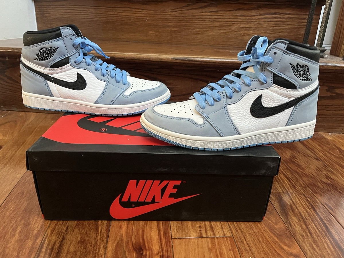 unboxing university blue jordan 1