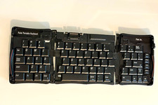 Palm Portable Keyboard Foldable Model P10713U w/ Original Padded Case