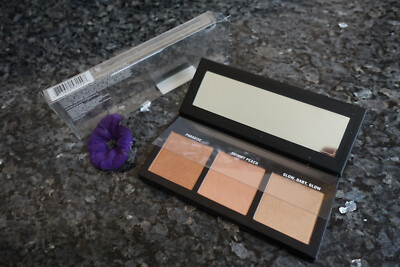 MAC hyper real glow in shimmy peach palette new in box full size