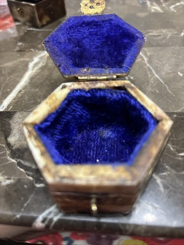 Round India Jewelry Box Camel Bone Metal - Picture 3 of 3