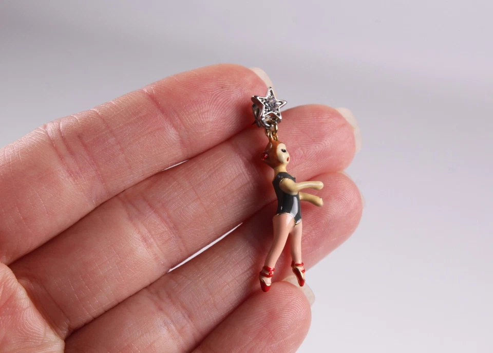 Pendientes Les Nereides Paris N2 Bailarina Ballet Dijes Esmalte Multicolor OS Foto 3 de 4