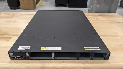 HP JG726A FlexFabric 5930 32QSFP+ Switch 1x JC680A 2x JG552A - Picture 3 of 3