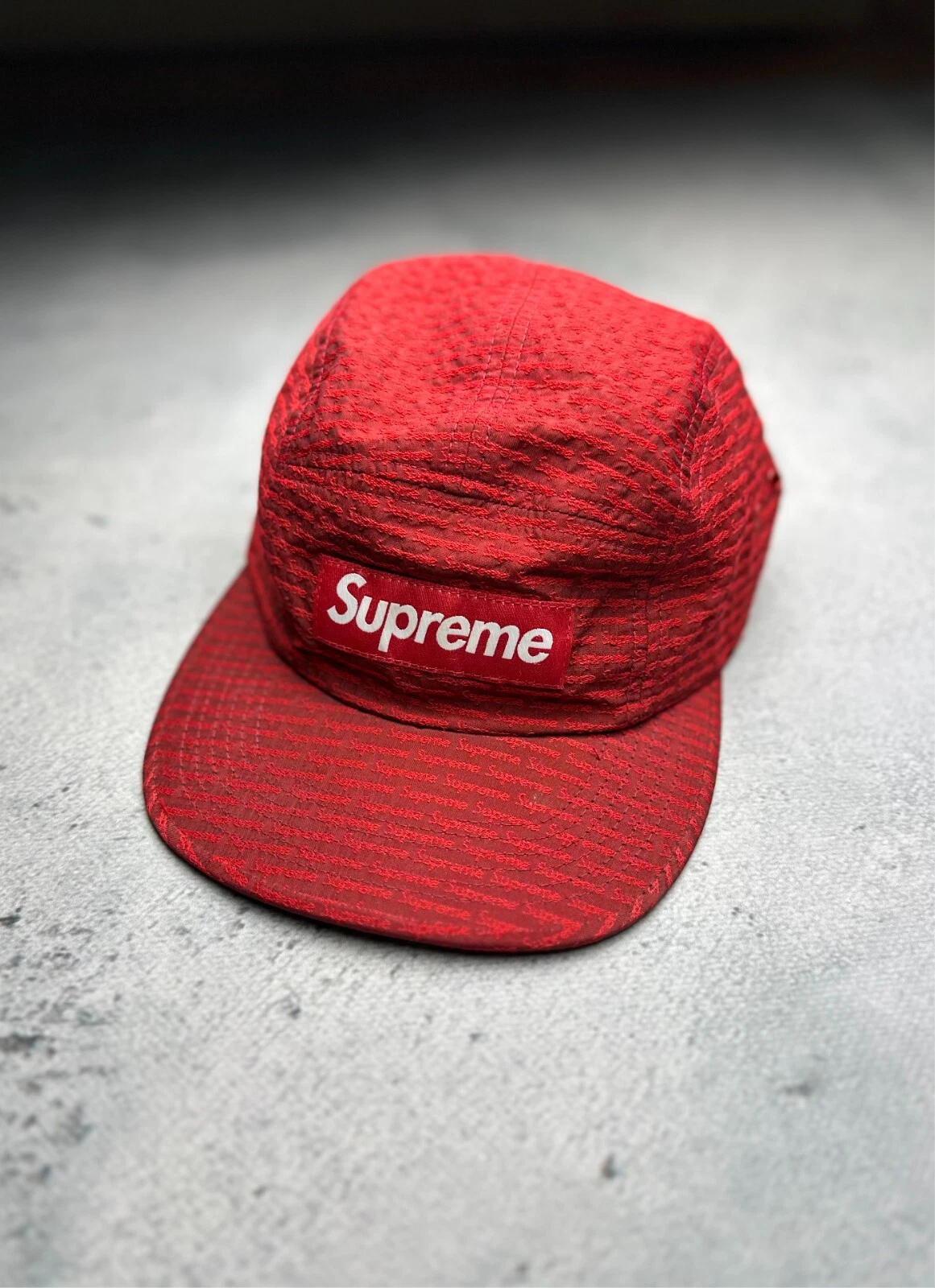 Capuchon camouflage répéteur suprême rouge 5 panneaux hype fabriqué aux États Unis y2k